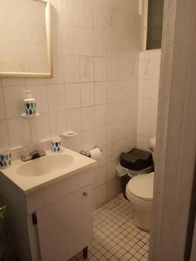 Figueroa Guest Rooms In Country Club San Juan Homestay